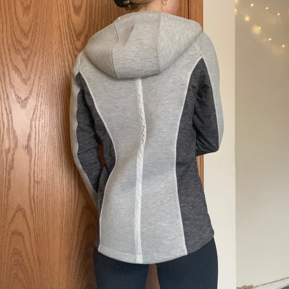 Kuhl women’s zip up jacket Grey Size Small - Picture 4 of 5